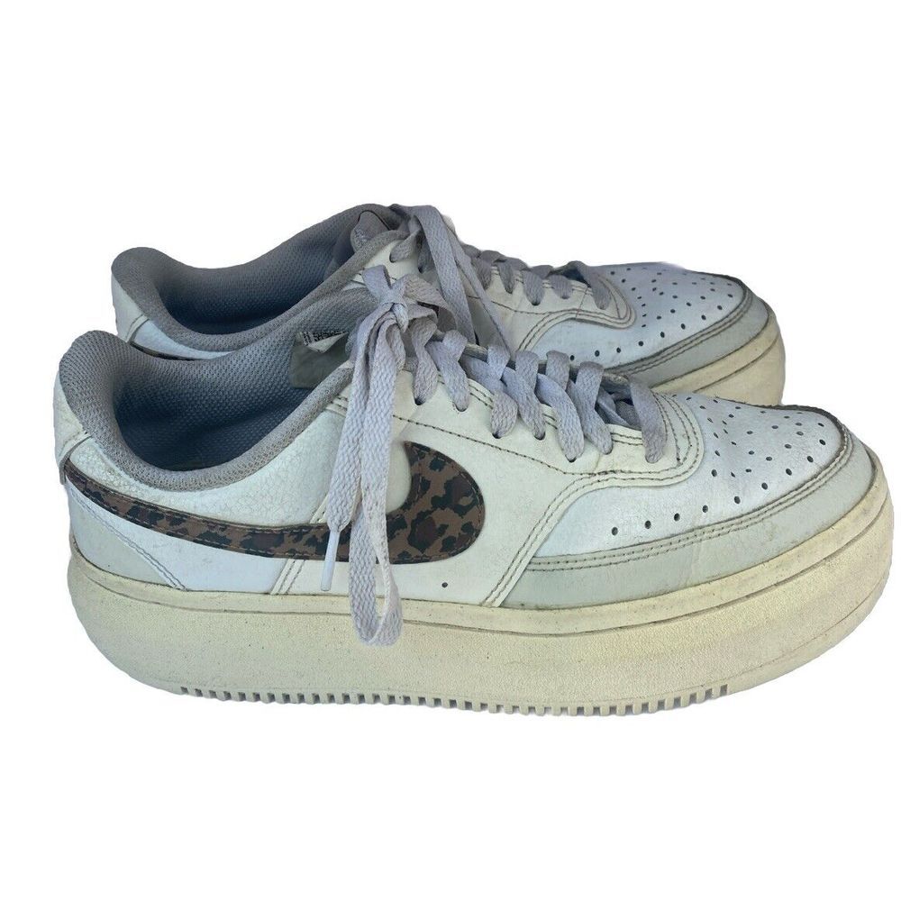 US 9.5 Women's Nike Court Vision Alta Platform Leopard White Shoes DO2791-100 - Picture 4 of 10